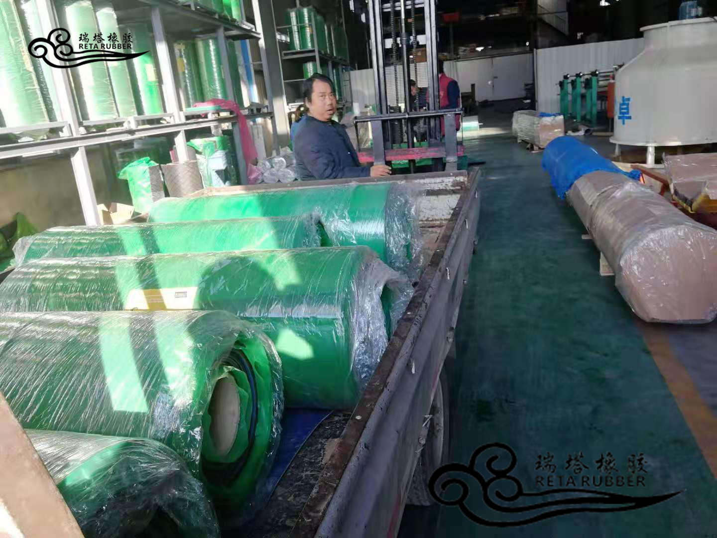 5bef6d74bc869.png 5bef6d74bc869.png